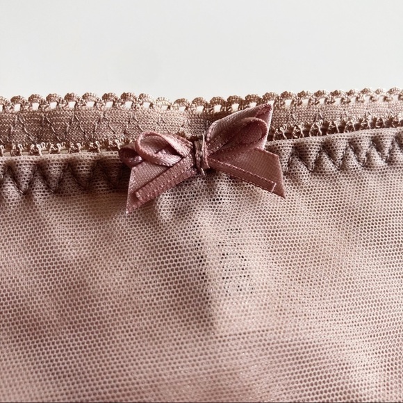 Change Nude Lace and Mesh Boy Short Hipster Panty Size Large - Picture 3 of 11